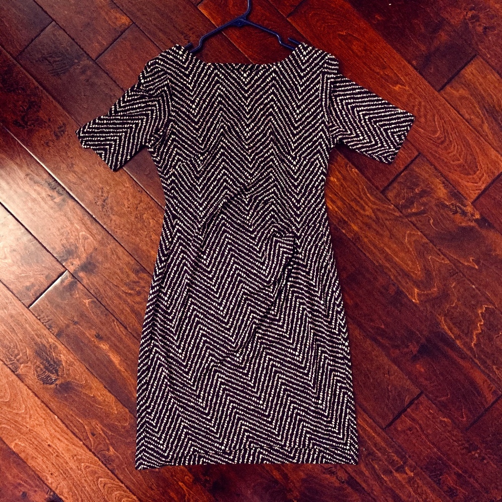 Chevron Patterned Sleeved Dress, size 12 Petite